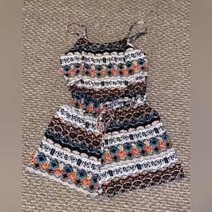 Juniors romper variety of colors size large.